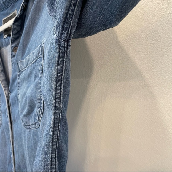 Rails Chambray Denim Top Button Up Size XS - Picture 8 of 11